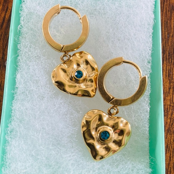 Search here for Valentine’s Gifts ! Love is in the Air 🥰😍🥰😍🥰 - Picture 2 of 16